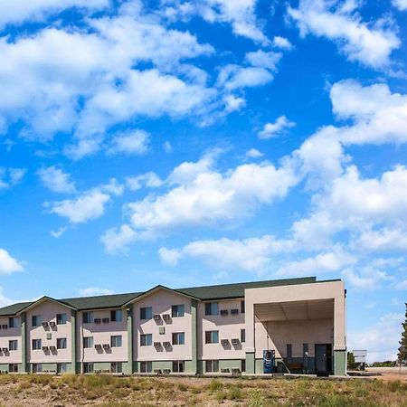 ซูเปอร์ 8 บาย วินด์แฮม พูโบล Hotel พัวโบล ภายนอก รูปภาพ